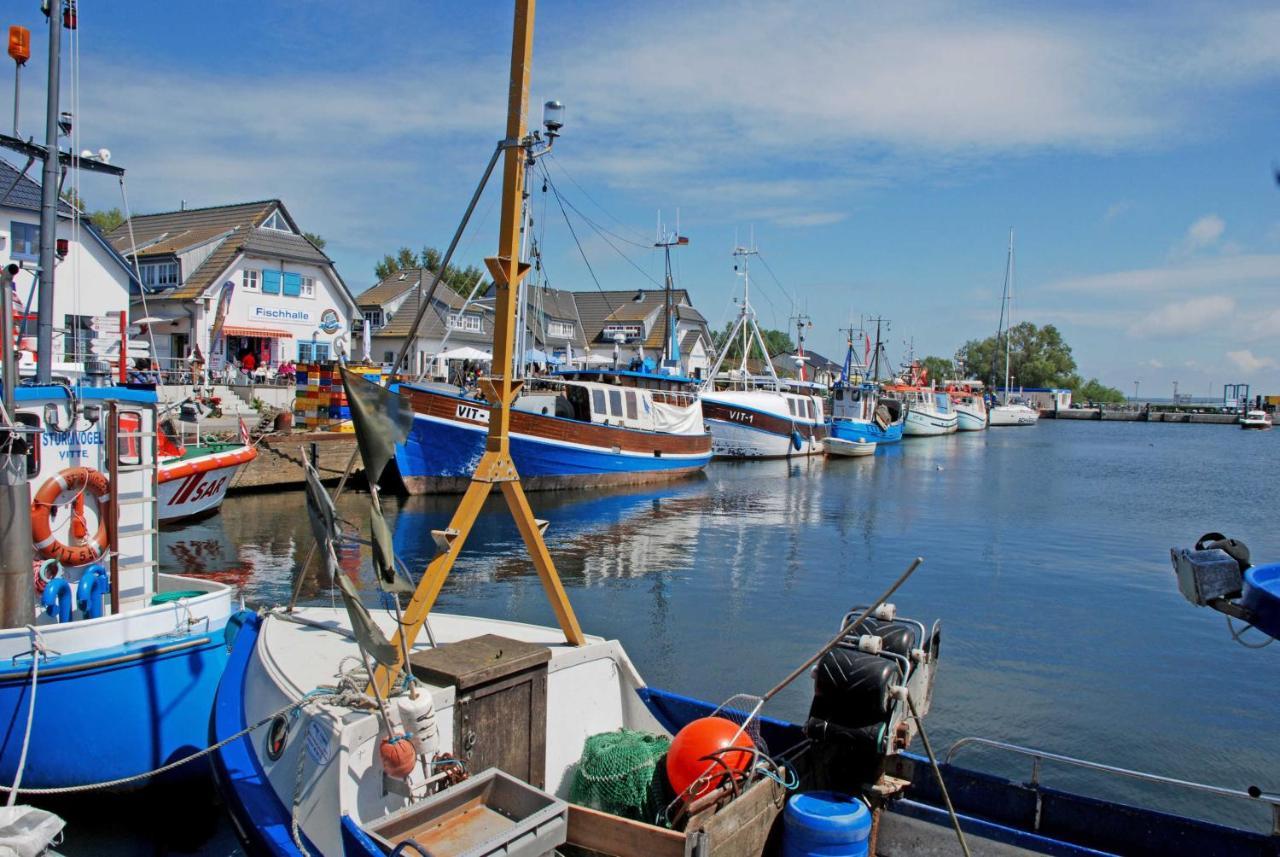 Ferienzimmer Unterm Reetdach In Pl Neuendorf (Hiddensee) Exterior foto